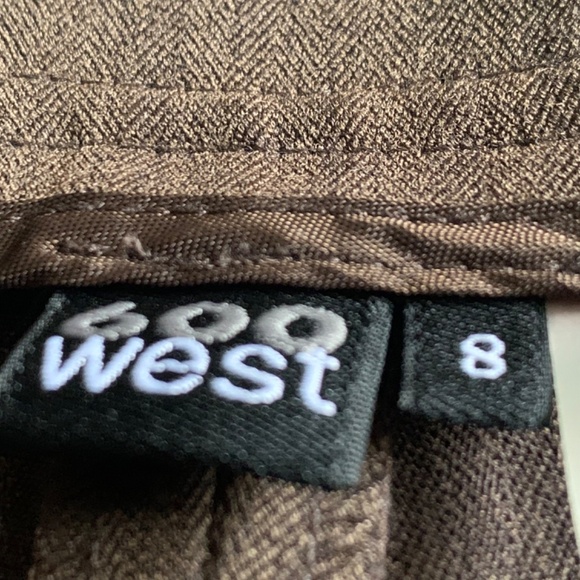 Dress Pants Size 8 with Decorative Buttons NWOT - Picture 5 of 12